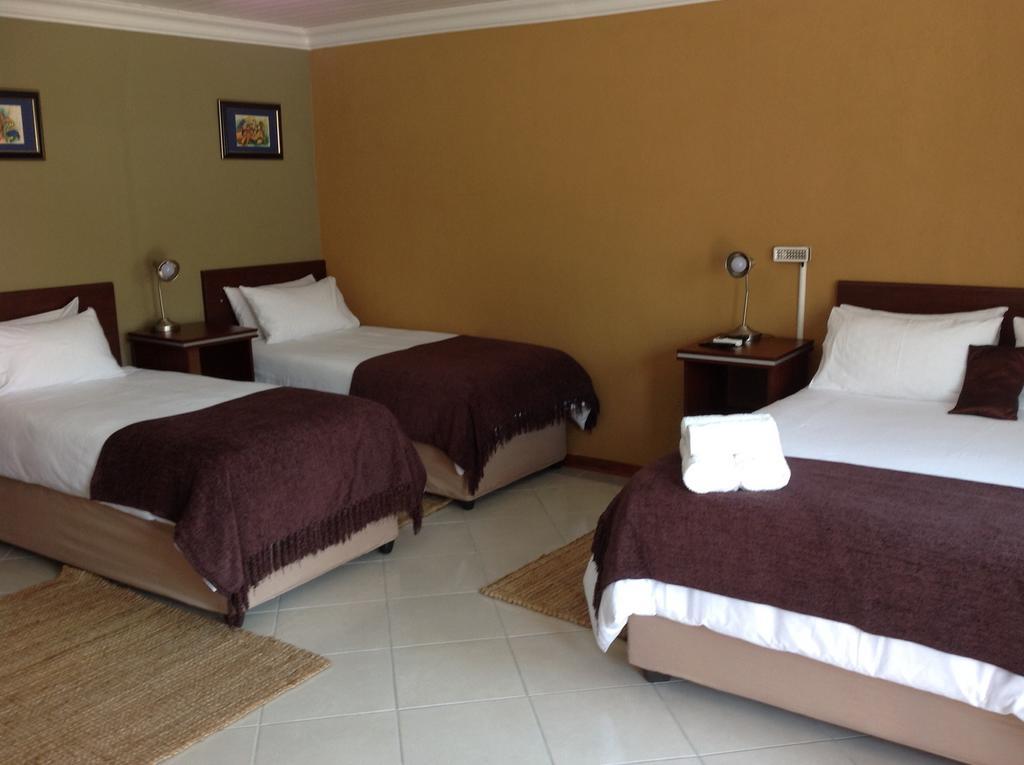 Amigos Bed & Breakfast - No Loadshedding Mbombela Стая снимка